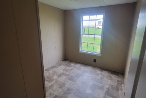 3 Kristal Wood Bedroom