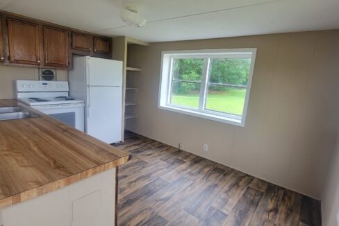 3 Kristal Wood Kitchen